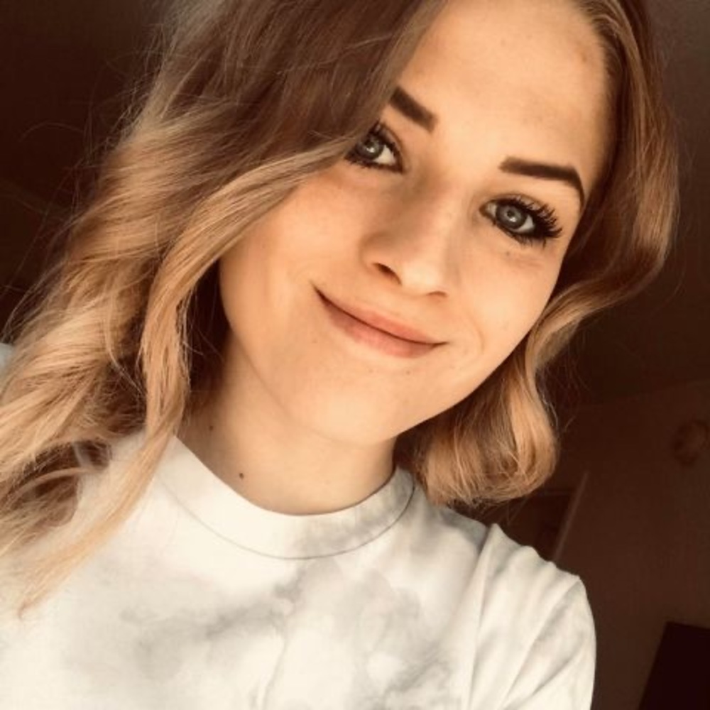 Meet your Posher, Kelcey